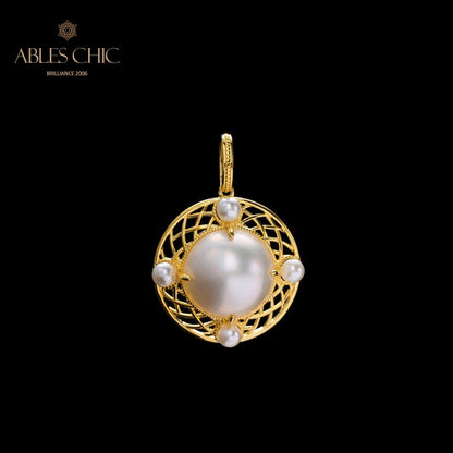 Mabe Pearl Mesh Disc Anhänger 5956