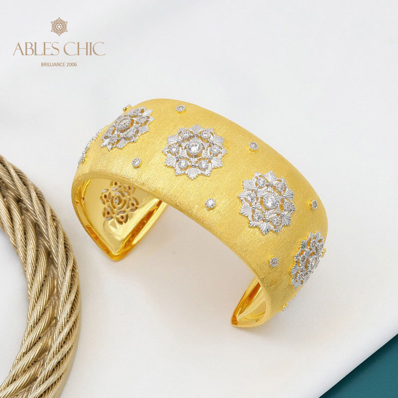 Stoffmuster Blumenarmband 5650