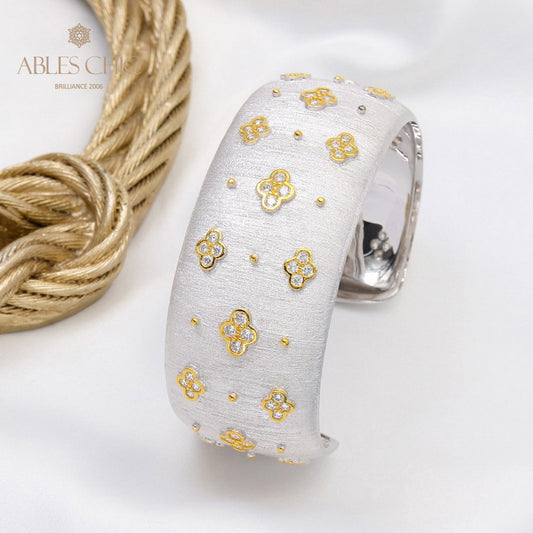 Pflaumenblüten-Seidenarmband 5610