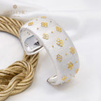 Pflaumenblüten-Seidenarmband 5610