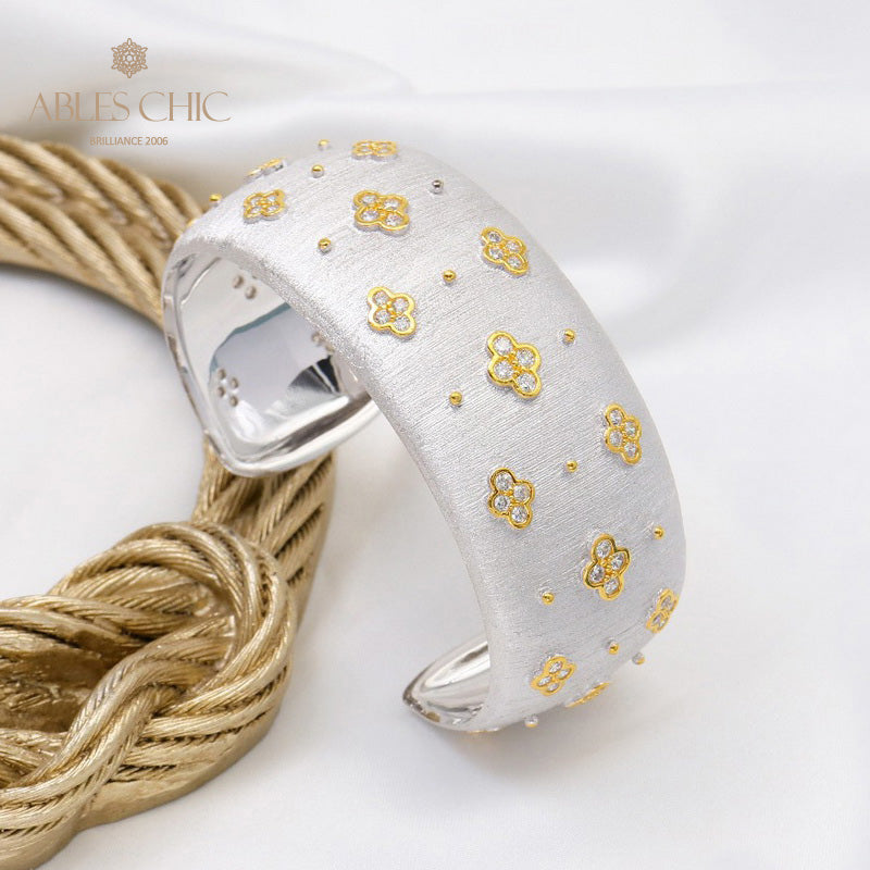 Pflaumenblüten-Seidenarmband 5610