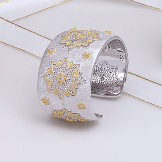 Seidiges Armband mit Wabenblumen 5243
