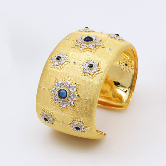 Breites Armband mit Edelsteinblumen 5457