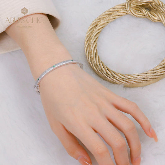 Seidiges florales Scharnierarmband 5637