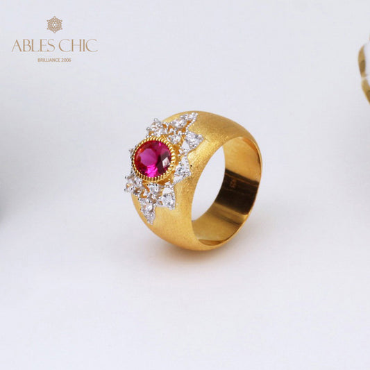 Seidiger Ring mit Rubinblüte 5078