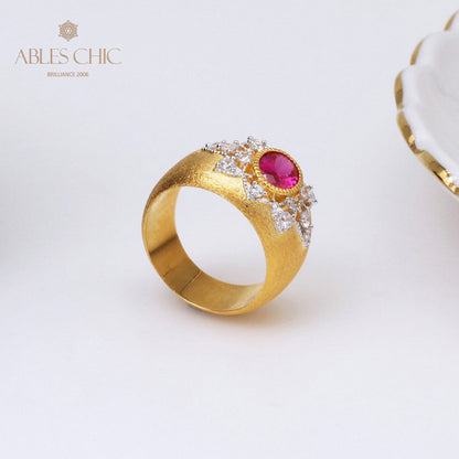 Seidiger Ring mit Rubinblüte 5078