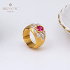 Seidiger Ring mit Rubinblüte 5078
