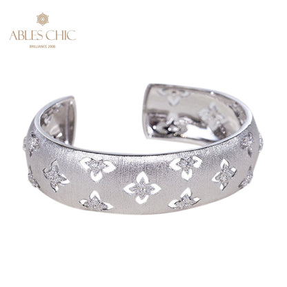 Silky Clovers Blumenarmband 5058