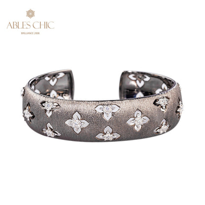 Silky Clovers Blumenarmband 5058