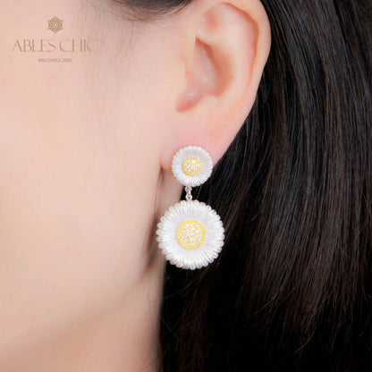 Daisy Chandelier Blumenohrringe 5300
