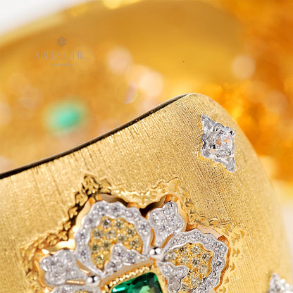 Dichtes Laubsägen-Smaragd-Blumenarmband 5232