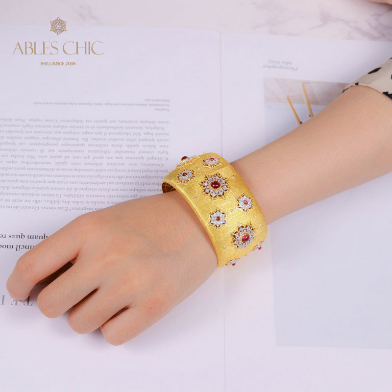 Breites Armband mit Edelsteinblumen 5457