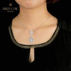Spitzen-Halskette mit floralem Wabenmuster 5552