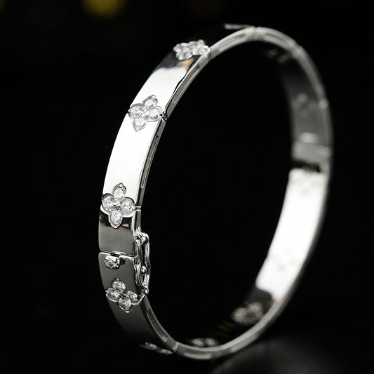 Hochglanzpoliertes Kleeblatt-Armband 203707