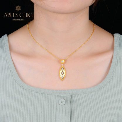 Ovale Halskette mit Kleeblatt-Blumenmotiv 5496
