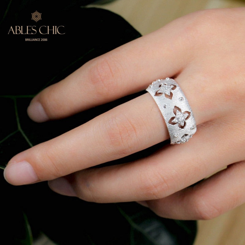 Seidiger CZ-Kleeblatt-Blumenring 5719