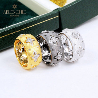 Seidiger CZ-Kleeblatt-Blumenring 5571
