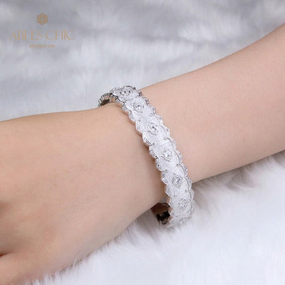 Seidiges Stoff-Laubsägen-Armband 6555