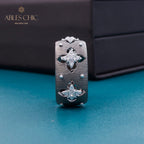 Seidiger CZ-Kleeblatt-Blumenring 5706