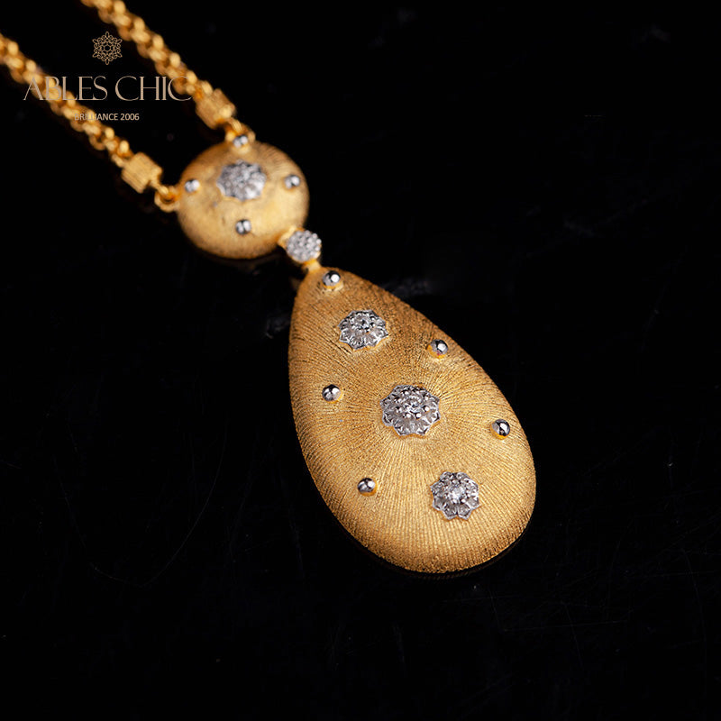 Seidige Tropfen-Blumenkette 5024