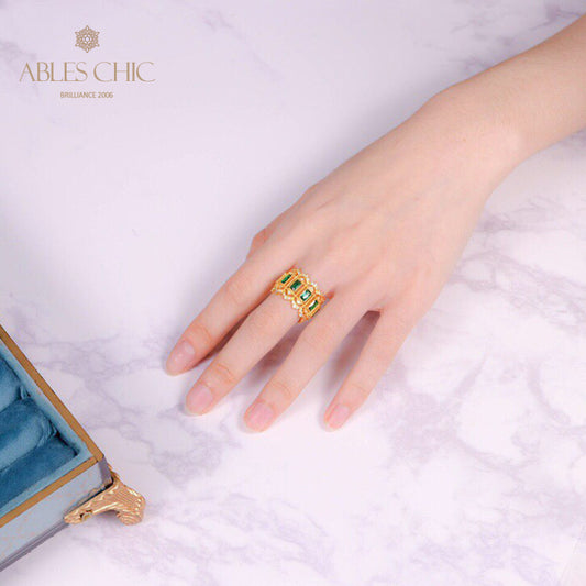 Offener Ring mit Smaragd-Laubsägearbeit und Blumenmuster 6046