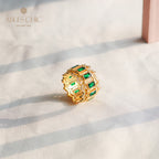 Offener Ring mit Smaragd-Laubsägearbeit und Blumenmuster 6046