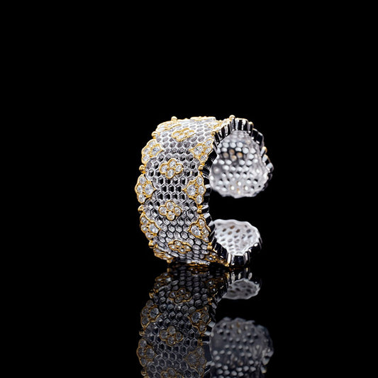 Offener Ring mit Spitzenwabenmuster und Blumenmuster 6029
