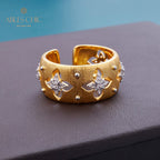 Seidiger CZ-Kleeblatt-Blumenring 5719