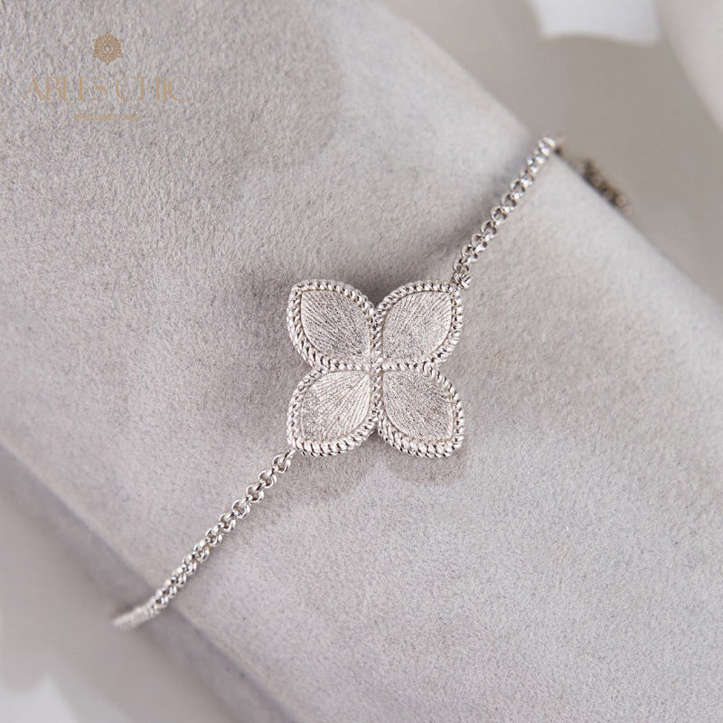 Seidiges Kleeblatt-Blumenarmband 6128