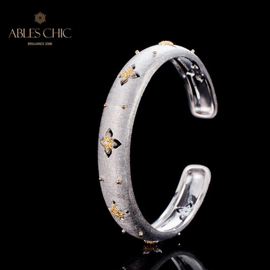 Seidiges Kleeblatt-Armband 6105
