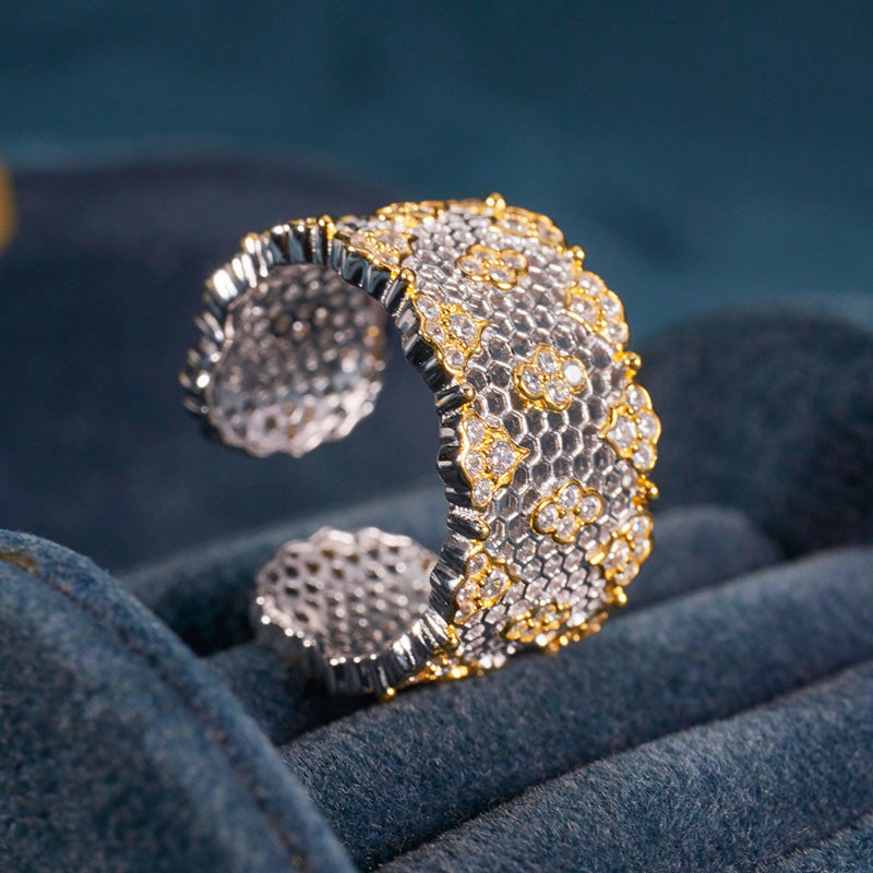 Offener Ring mit Spitzenwabenmuster und Blumenmuster 6029