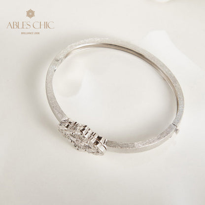 Traditionelles Laubsägen-Kleeblatt-Armband 6132