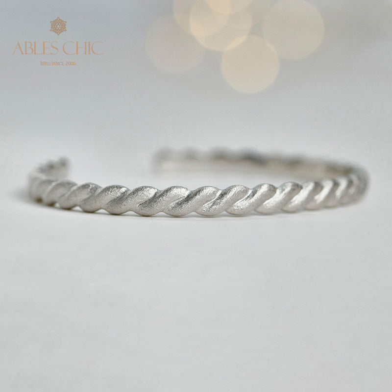 Mattes Armband mit Seilmuster 5921
