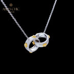 Halskette mit ineinandergreifenden Ringen und Seidenmuster 5861
