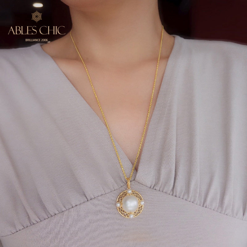 Mabe Pearl Mesh Disc Anhänger 5956