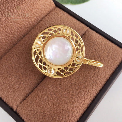 Mabe Pearl Mesh Disc Anhänger 5956