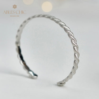 Mattes Armband mit Seilmuster 5921