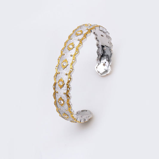 Seidiges Stoff-Laubsägen-Armband 6555